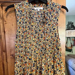 Floral, sleeveless Blouse